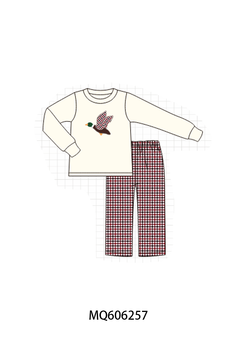 PO97 Beige duck applique gingham collection